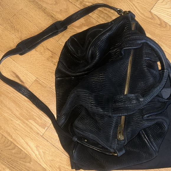 Alexander Wang black pebble leather satchel (2 leather handles) w/gold grommets - Picture 8 of 14